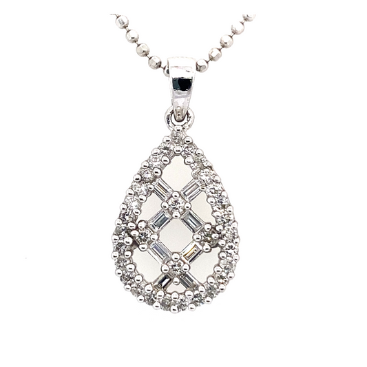 Diamond Pattern Necklace